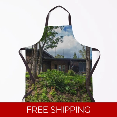 Le Studio Apron Building August 2020